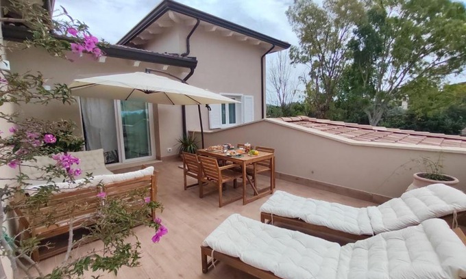 San Corrado di Fuori Apartamento | Apartment Amici Miei di Levante by Interhome