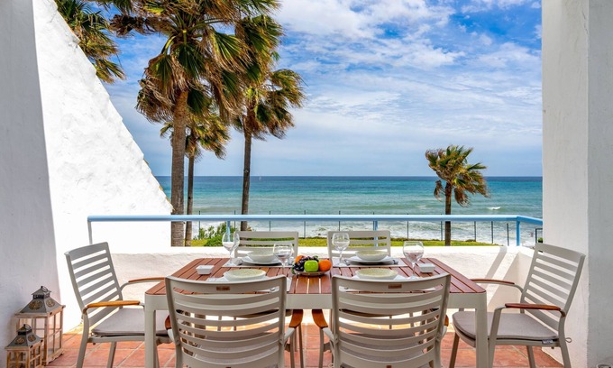 Casares del Mar Apartamento | Apartamento AYLA by Interhome