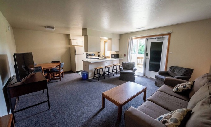 Plymouth Apartamento | Apartment Centrally Located