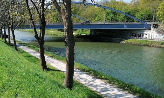 Henrichenburg-Ost Apartamento | Apartment