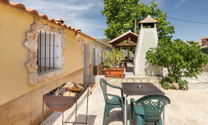 Calar de la Santa Casa | Apartamento 'El Nido' con vistas a la montaña, piscina compartida y Wi-Fi