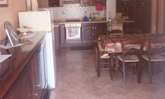 Villaggio Mose Apartamento | Apartamento "Gloria" con vistas al mar, balcón y terraza