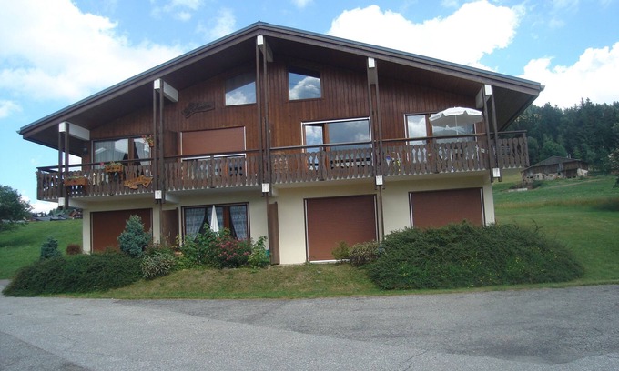 Crest-Voland Apartamento | apartamento en un pequeño colectivo de planta, cerca del centro del pueblo