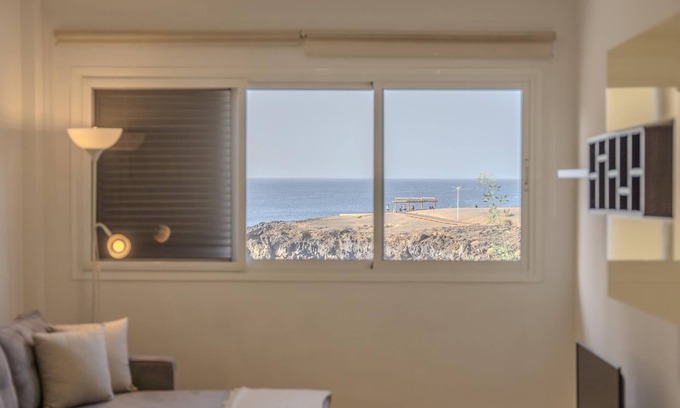 Los Abrigos Apartamento | Apartment in Los Abrigos with amazing seawievs