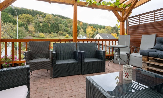 Merschbach Apartamento | Apartamento en Merschbach con jardםn