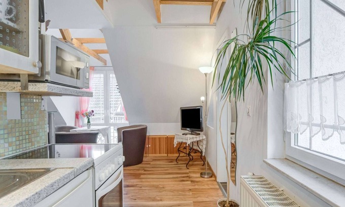 Bernau bei Berlin Apartamento | Pintoresco apartamento en Schönow con piscina