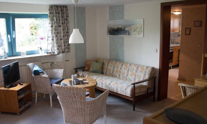 Kiel Apartamento | Apartment Küssner - apartment/apartment 1, shower, toilet, living room/bedroom