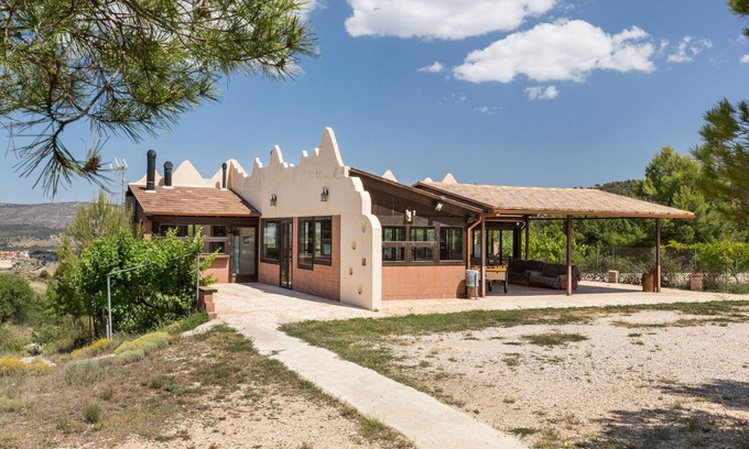 Mazuza Casa | Apartamento 'La Mata Ill' con vistas a la montaña, piscina compartida y Wi-Fi
