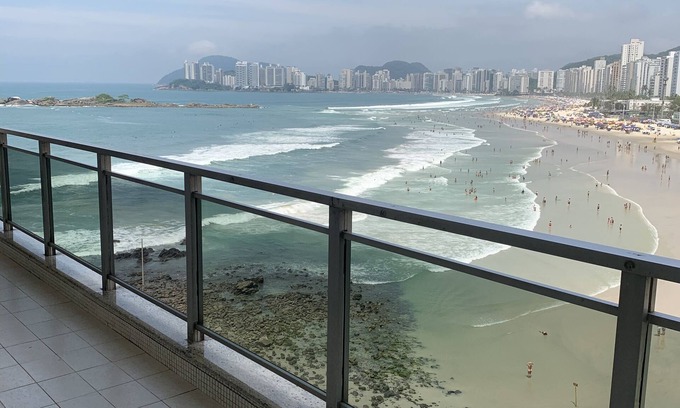 Morro do Maluf Apartamento | Apartment standing in the sand- Pitangueiras