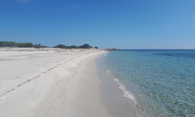 Siniscola Apartamento | Apartamento 'Rosalba House Mare' con vistas a la montaña, jardín y aire acondicionado