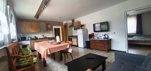 Gau-Weinheim Apartamento | Apartment Terrasse