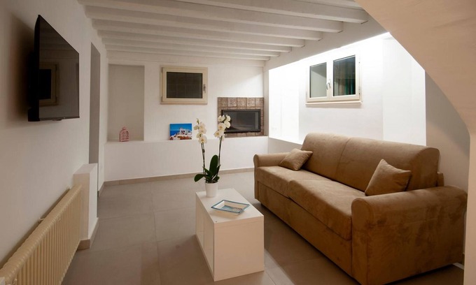 Noci Apartamento | Apartment 'Twenty' with Wi-Fi and Air Conditioning
