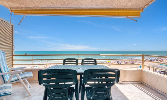 Plaza De La Costera Apartamento | Apartamento 'Vistamar' con balcón y Wi-Fi