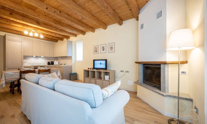 Consiglio di Rumo Apartamento | Apartment with garden and parking spot, 400 meters from the lake - Larihome A21