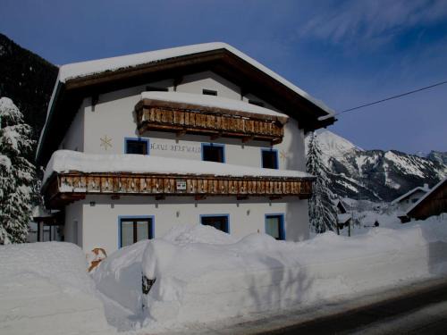 Bichlbach Apartamento | Apartment with a shared sauna in Bichlbach