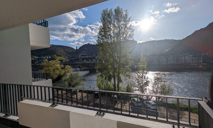 Cochem Apartamento | Apartamento-Baño privado-Balcón-Cinema 1