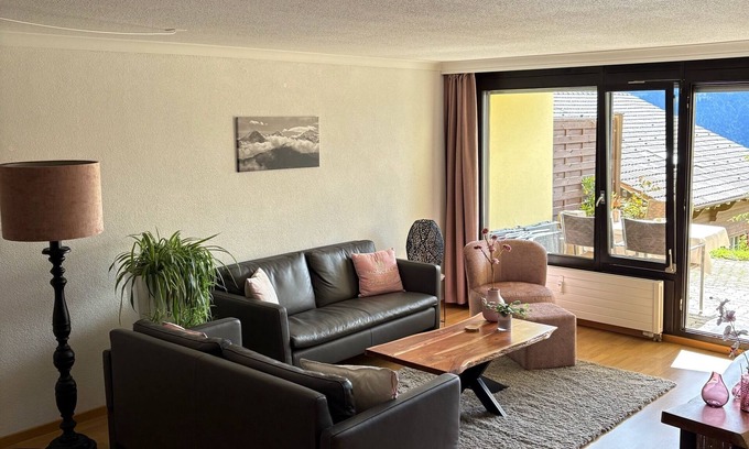 Beatenberg Apartamento | Apartment with great view in a 4* hotel with Pool, Sauna and Fitness