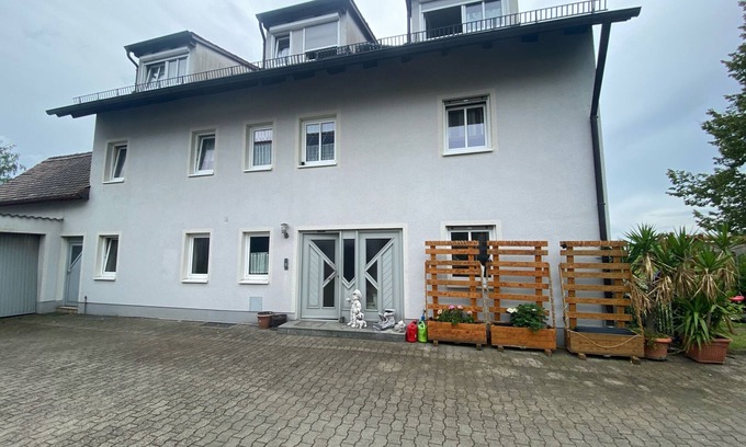 Petersaurach Apartamento | Apartamento 'Wohner' con jardín privado, balcón y Wi-Fi