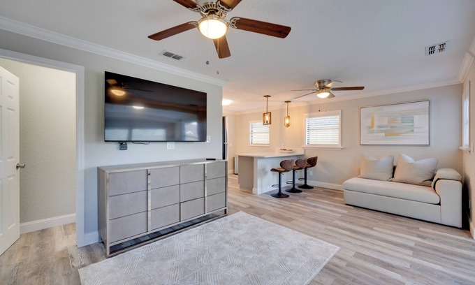 Plymouth Casa | Apopka Home w/ Yard & Grill Near Wekiwa Springs!