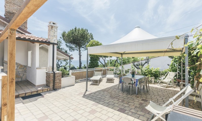 Vasto Casa | aplicación. 1 Villa Osca una vista del mar y trabocchi, abruzzo de vacaciones