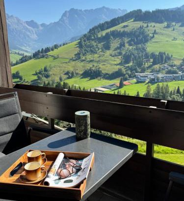 Maria Alm am Steinernen Meer Apartamento | Appartement mit Balkon und Hallenbad