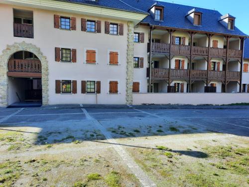 Luz-Saint-Sauveur Apartamento | appart 4 pers ,petite terrasse, jardinet