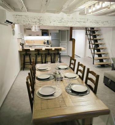 Selles-sur-Cher Apartamento | Appartement 6-8 personnes, gîte, climatisé, classé 3 étoiles, proche du zoo de Beauval et des châteaux de la Loire
