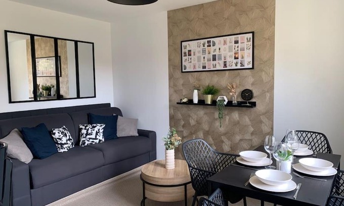 La Chapelle-en-Serval Apartamento | Appartement proche Astérix, Chantilly, CDG, piscine 15 Juin au 30 Aout