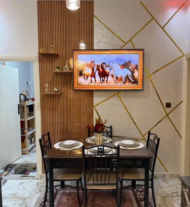 Meknes Apartamento | Appartement moderne à Meknès Wi-Fi rapide Clim et Coffee Corner