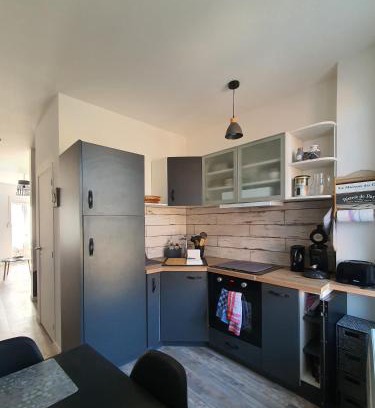 Mers-les-Bains Apartamento | appartement rénové et lumineux a mers les bains au dessus d'un ancien commerce mersois en duplex pour 4 personnes pour du repos, des vacances ou pour le travail