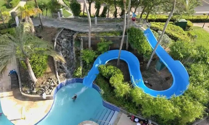 Mediania Alta Hotel | Aquatika Caribbean Breeze / Resort style amenities with Beach Access and 5 Pools