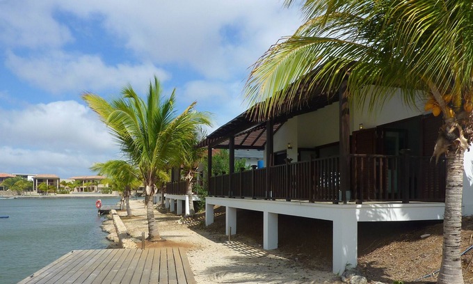 Waterlands Village Cabaña | Aquavilla - Luxurious 3 Bed Waterfront Villa In Private Gated Vacation Resort