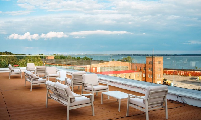 Uniescie Hotel | ARCHE Fabryka Samolotów w Mielnie