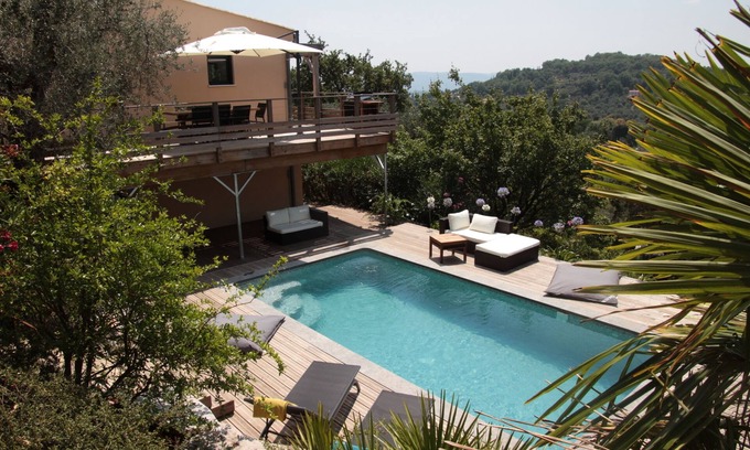 Chateauneuf-Grasse Villa | Le Figuier Architect villa Piscina privada vista panorámica clase 4 estrellas