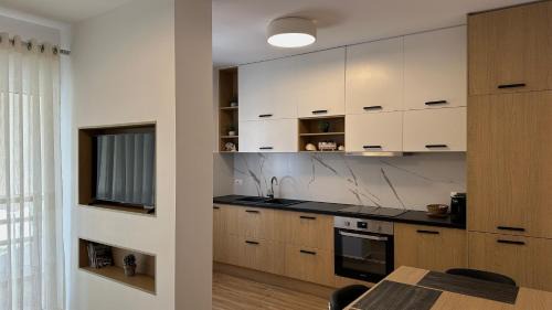 Qender Apartamento | Aria's Apartment - City Center