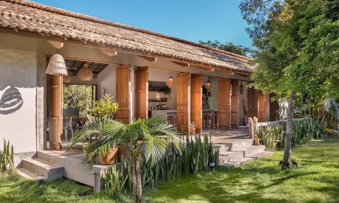 Marau Casa | Arquitetura Contemporânea à 200 Metros da Praia