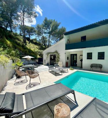 Saint-Etienne-du-Gres Cama Y Desayuno | Arty Provence, vue, calme et piscine chauffée dans les Alpilles proche St-Rémy-de-Provence