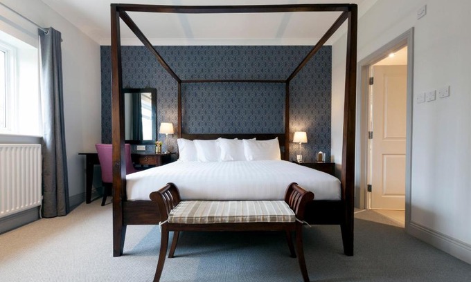 Worplesdon Hotel | Asperion Hillside Hotel