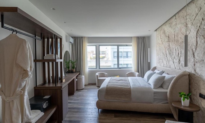 Monastiraki Hotel | Athens Design Suites