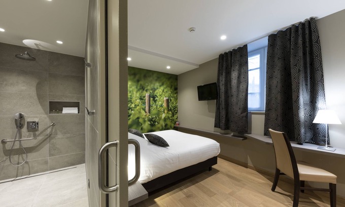 Vaux-en-Beaujolais Hotel | Auberge de Clochemerle, Spa privatif & restaurant gastronomique