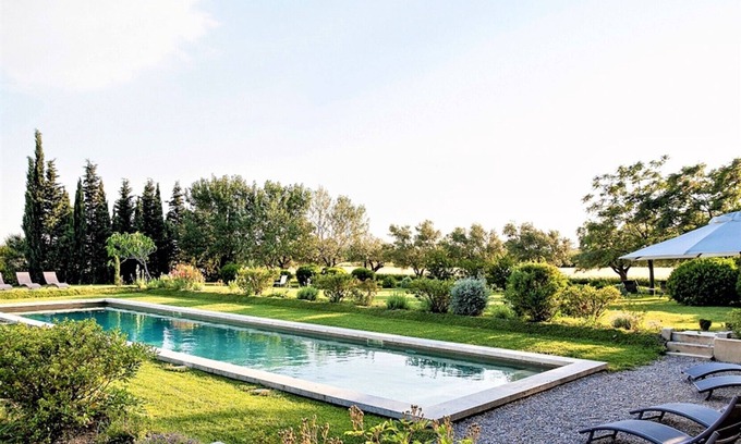 Cairanne Casa | Autumn in Provence, Near Avignon, Luberon, View Mont-Ventoux