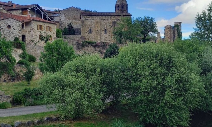 Lavaudieu Casa | Auvergne house in lavaudieu