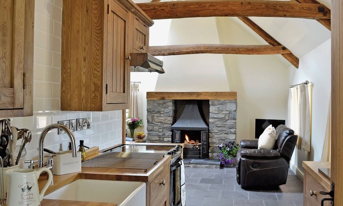 Tregaron Cabaña | Awel y Mynydd - Mountain Breeze