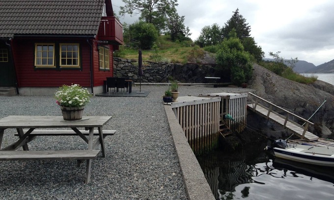 Hyllestad Cabina | Awesome Home In Hyllestad With Kitchen