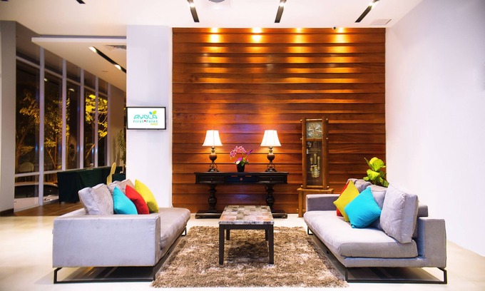 Pekanbaru Hotel | Ayola First Point Hotel Pekanbaru