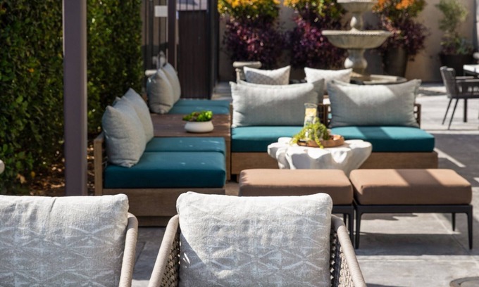 Downtown Village Hotel | Ayres Hotel Fountain Valley - Huntington Beach