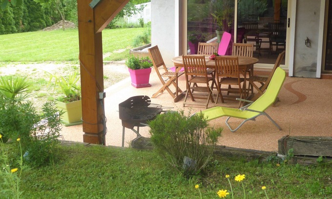 Ayse Casa | Ayse: Casa con jardín entre Annecy Ginebra y Chamonix 'La Casetta'