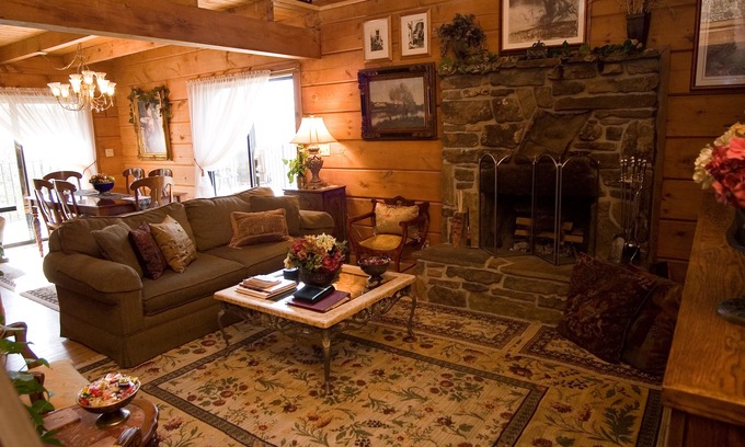 Compton Cabina | Azalea Falls Cabin - Una hermosa escapada de Ozark