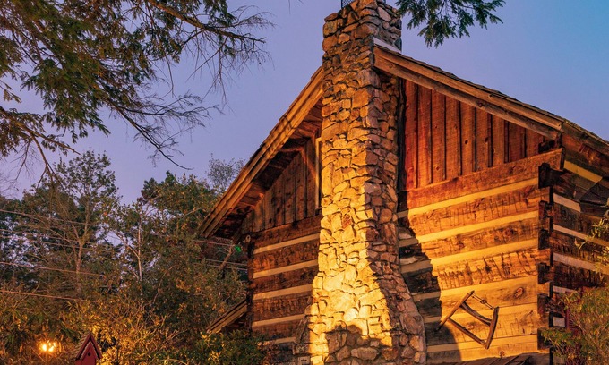 Blowing Rock Hotel | Azalea Garden Inn