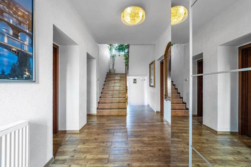 Hostavice Apartamento | Báječné ubytování ve vile s bazénem a terasou v praze